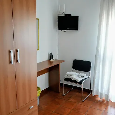 Cassiodoro Rooms Affittacamere-2